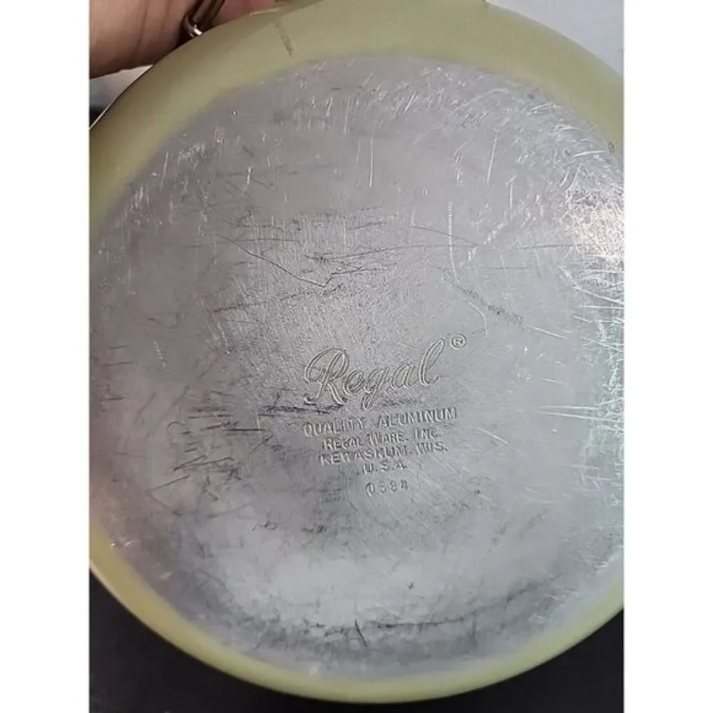 Vintage Regal Quality Aluminum Pan  Dutch Oven Stock Pot‎ with Lid Avocado Green